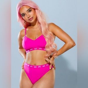 Spotlight Shimmering Thong Pink size Large. NWT